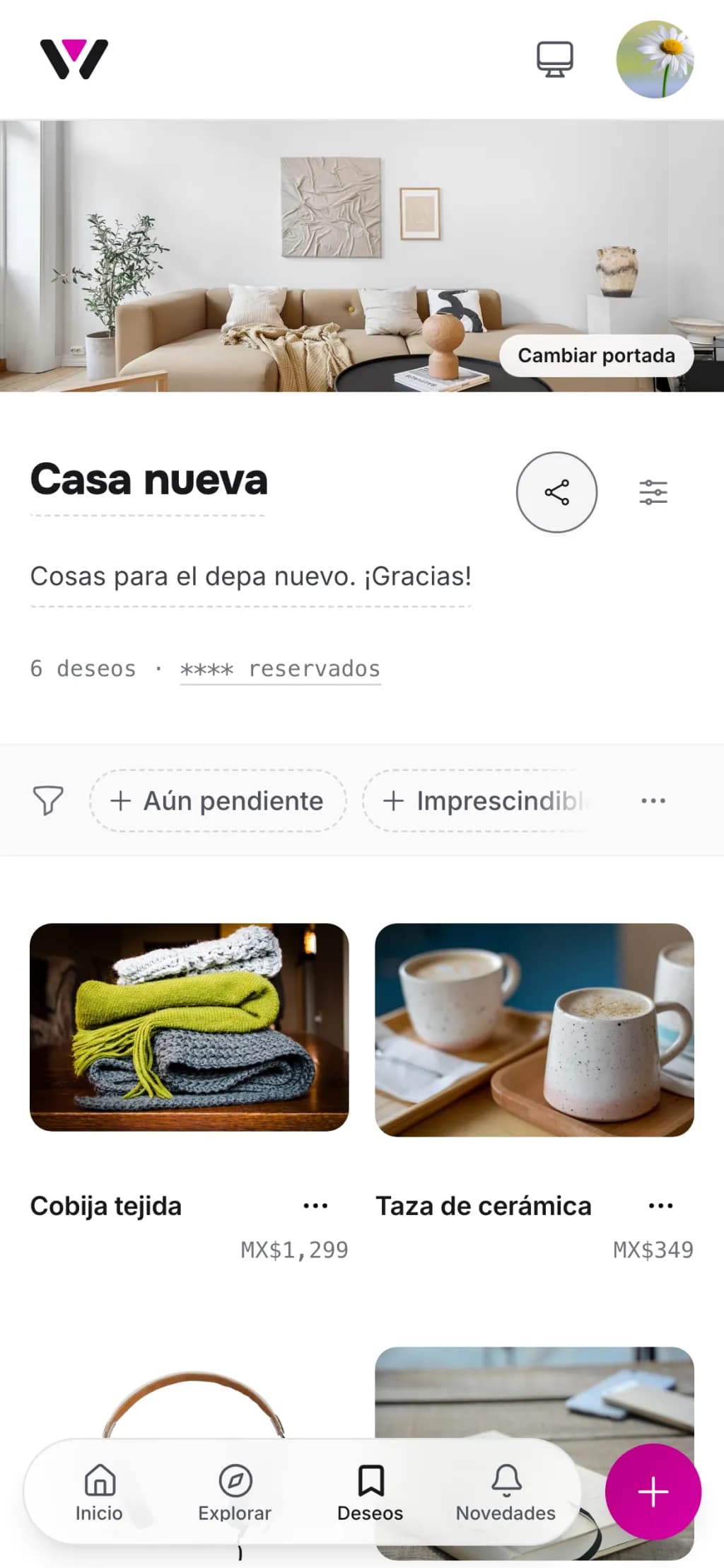 La lista de deseos “Casa nueva” en un celular, con una foto de sala como portada y abajo una cuadrícula de deseos con sus precios