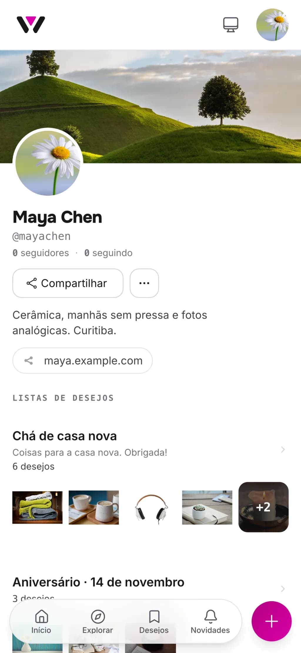 Um perfil da Wishpicks no celular, com foto de capa, uma bio de uma linha, um link pessoal e as listas de desejos que a dona compartilha